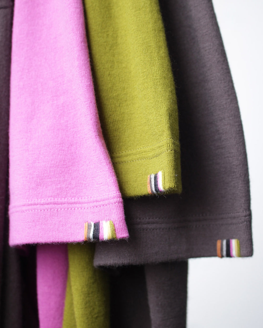 EXTREME CASHMERE / JAMES (N°394) Oleander – Mukta / Sal