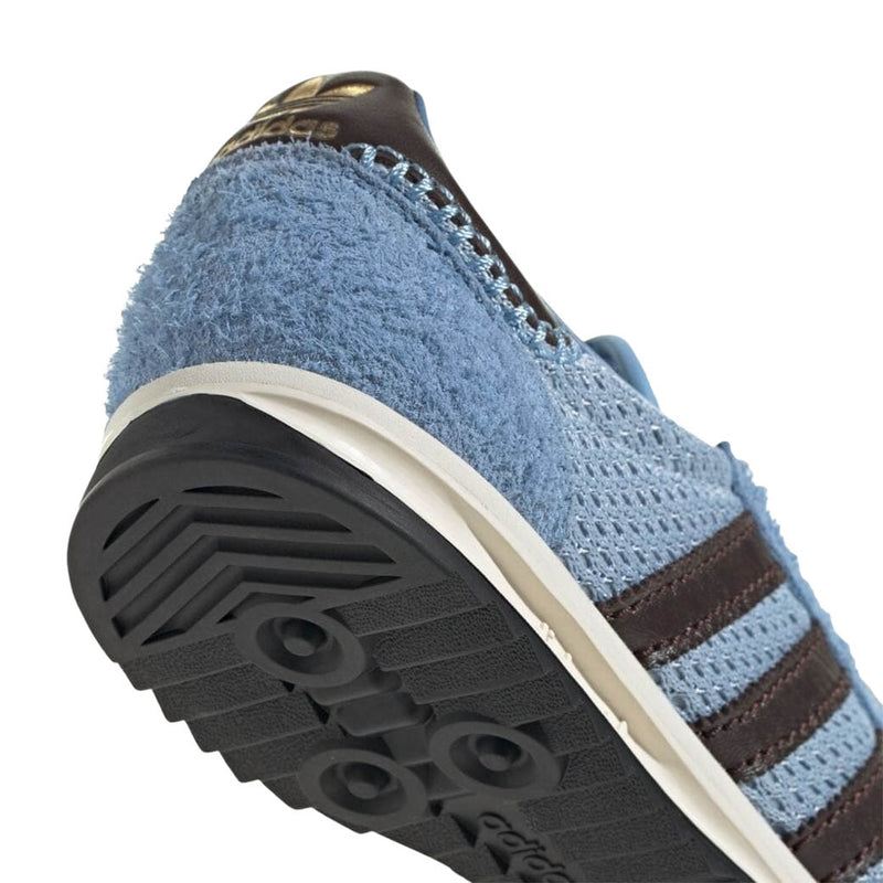 WB SL76 (IH3262) Ash Blue/Core Black/Ash Blue