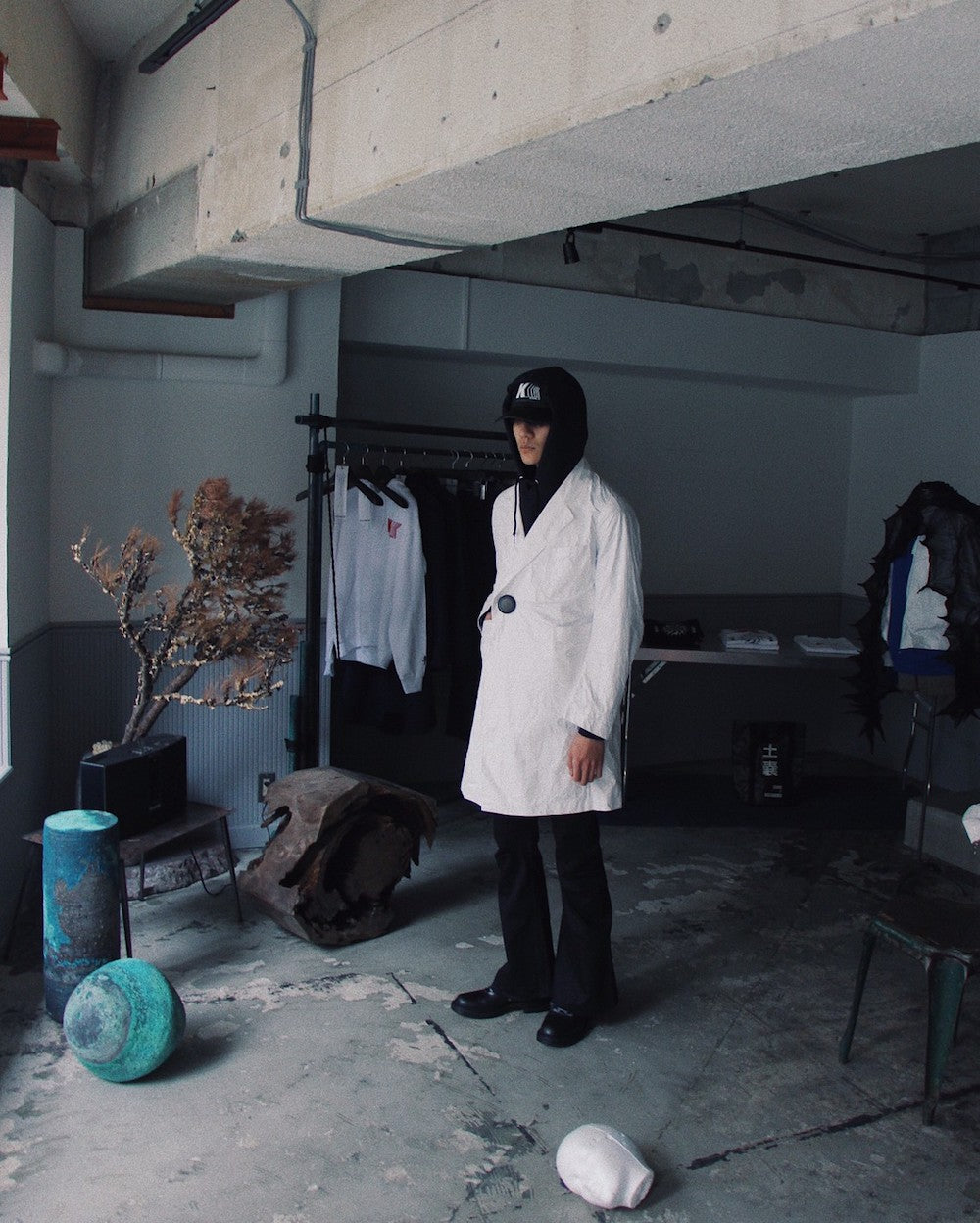 KOZABURO / TYVEK SACK FIT DB COAT (TC-204-G) White – Mukta / Sal