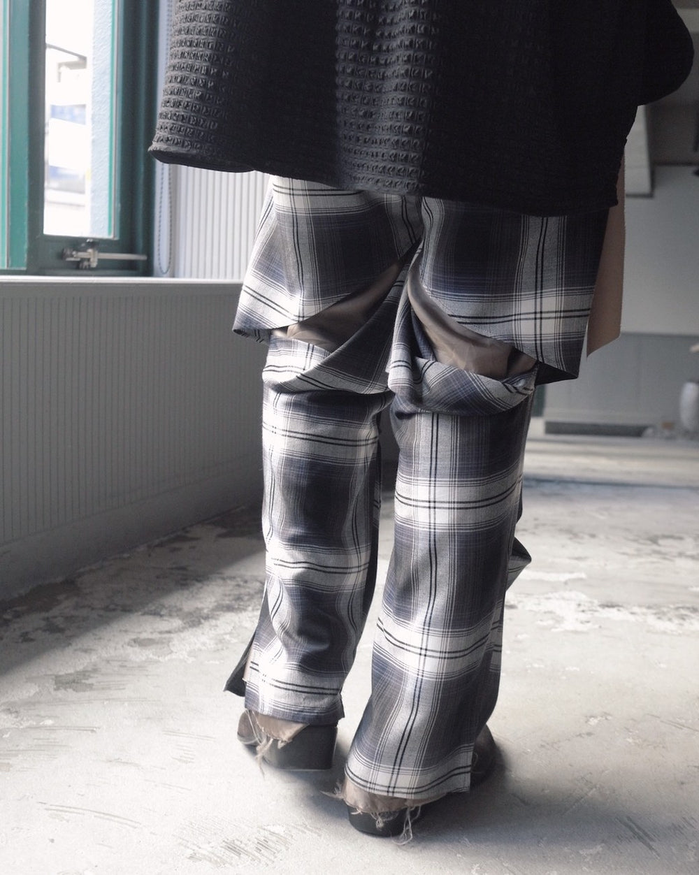 sulvam サルバム WIDE SLASH PANTS (SR-P11-500) Blue – Mukta / Sal